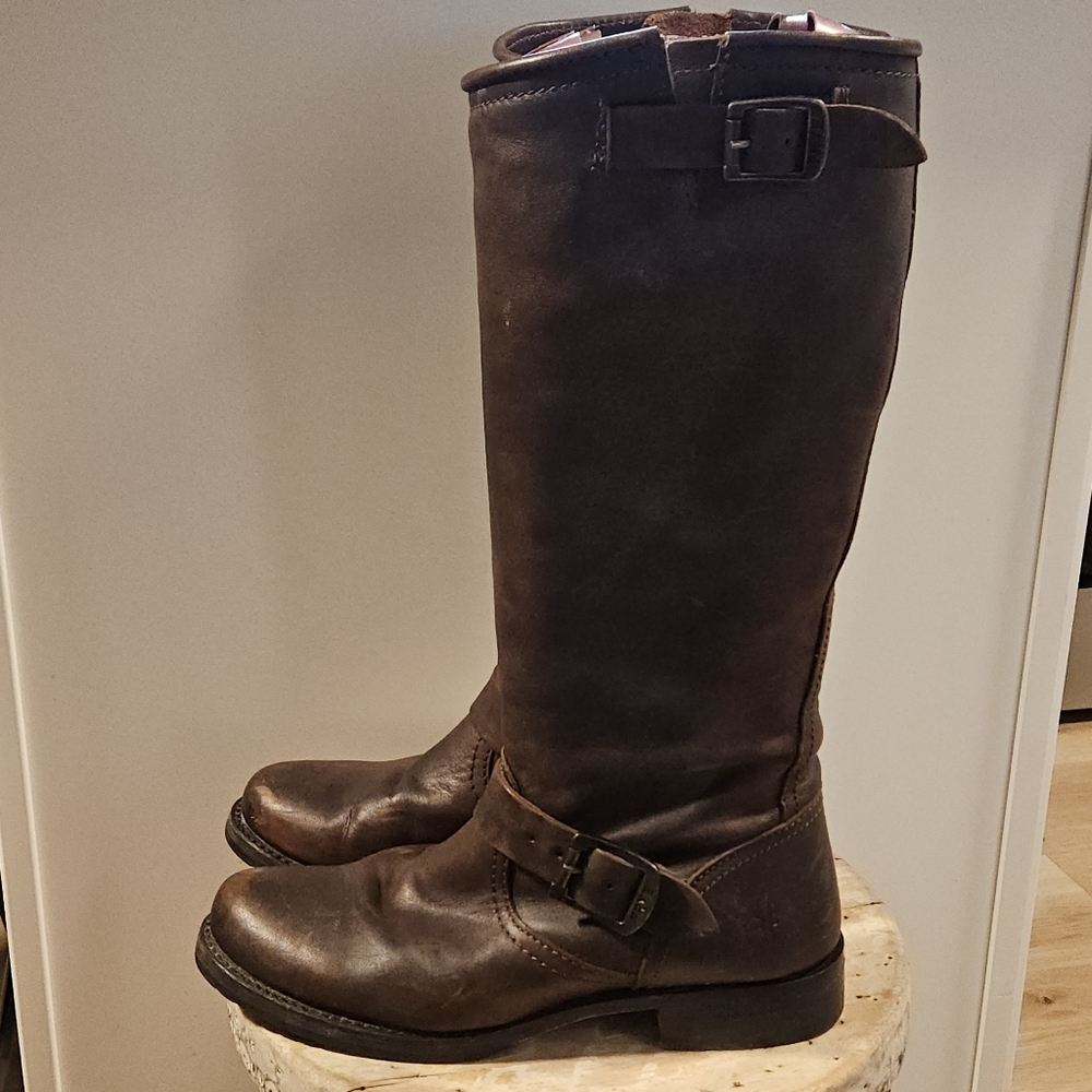 Frye Veronica Slouch Brown Leather Engineer Boots 8 - Picture 2 of 10